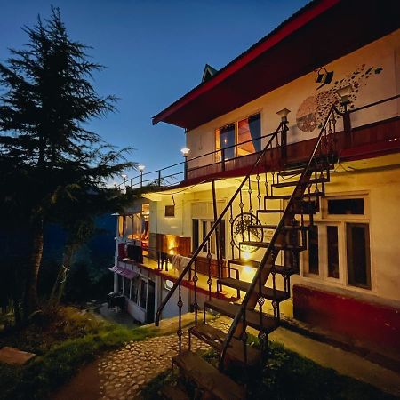 Firgun Chapter Shoja Hostel Екстериор снимка