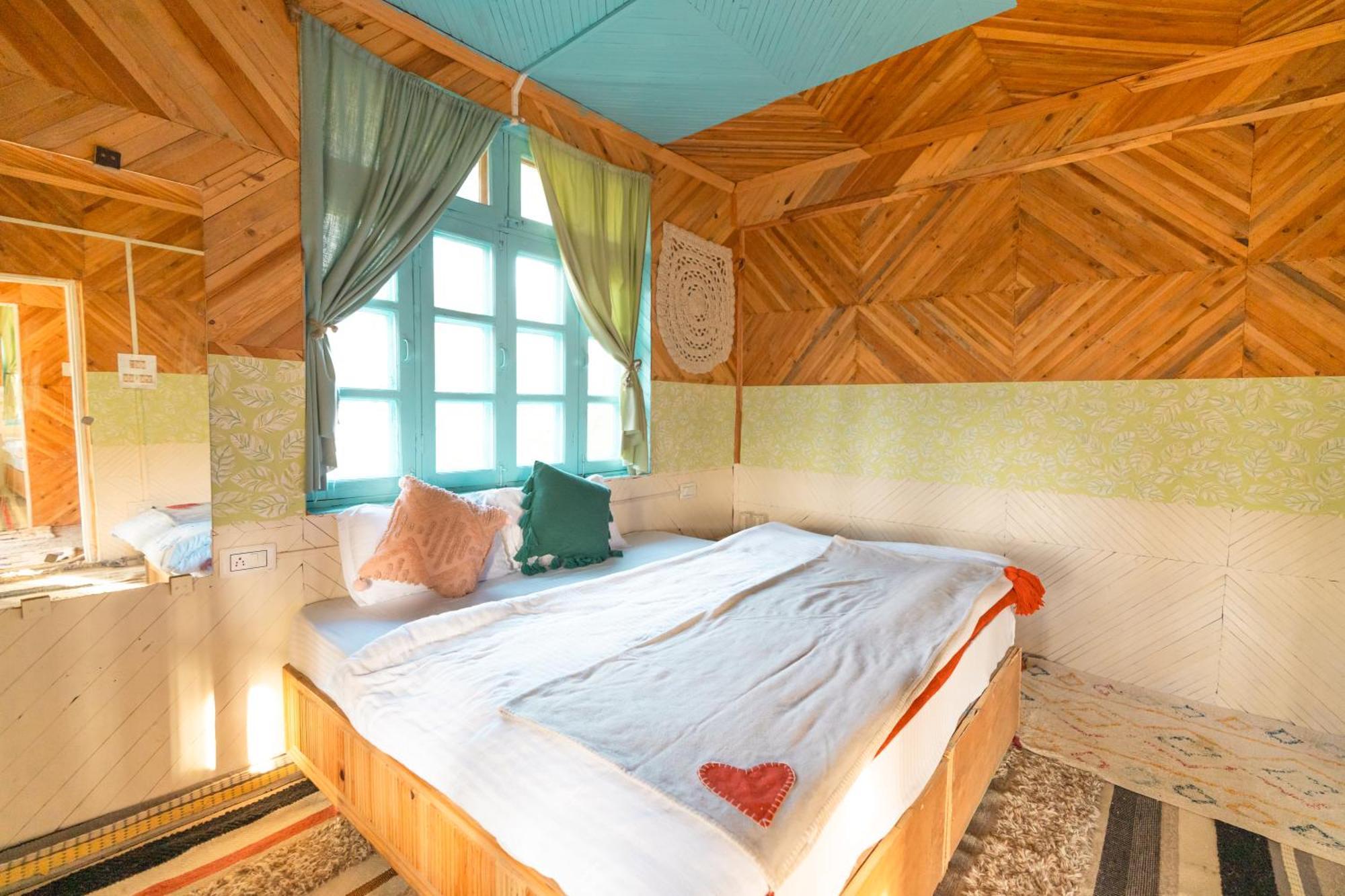 Firgun Chapter Shoja Hostel Екстериор снимка