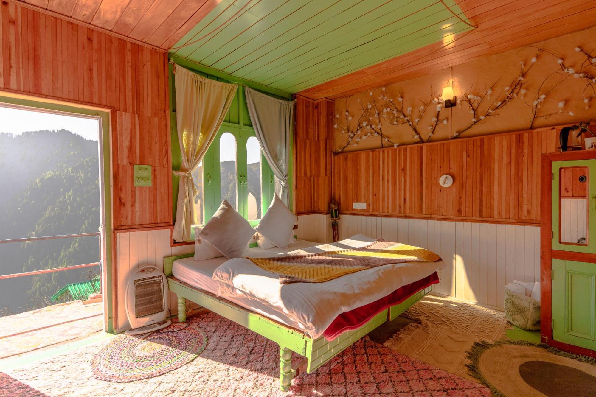 Firgun Chapter Shoja Hostel Екстериор снимка