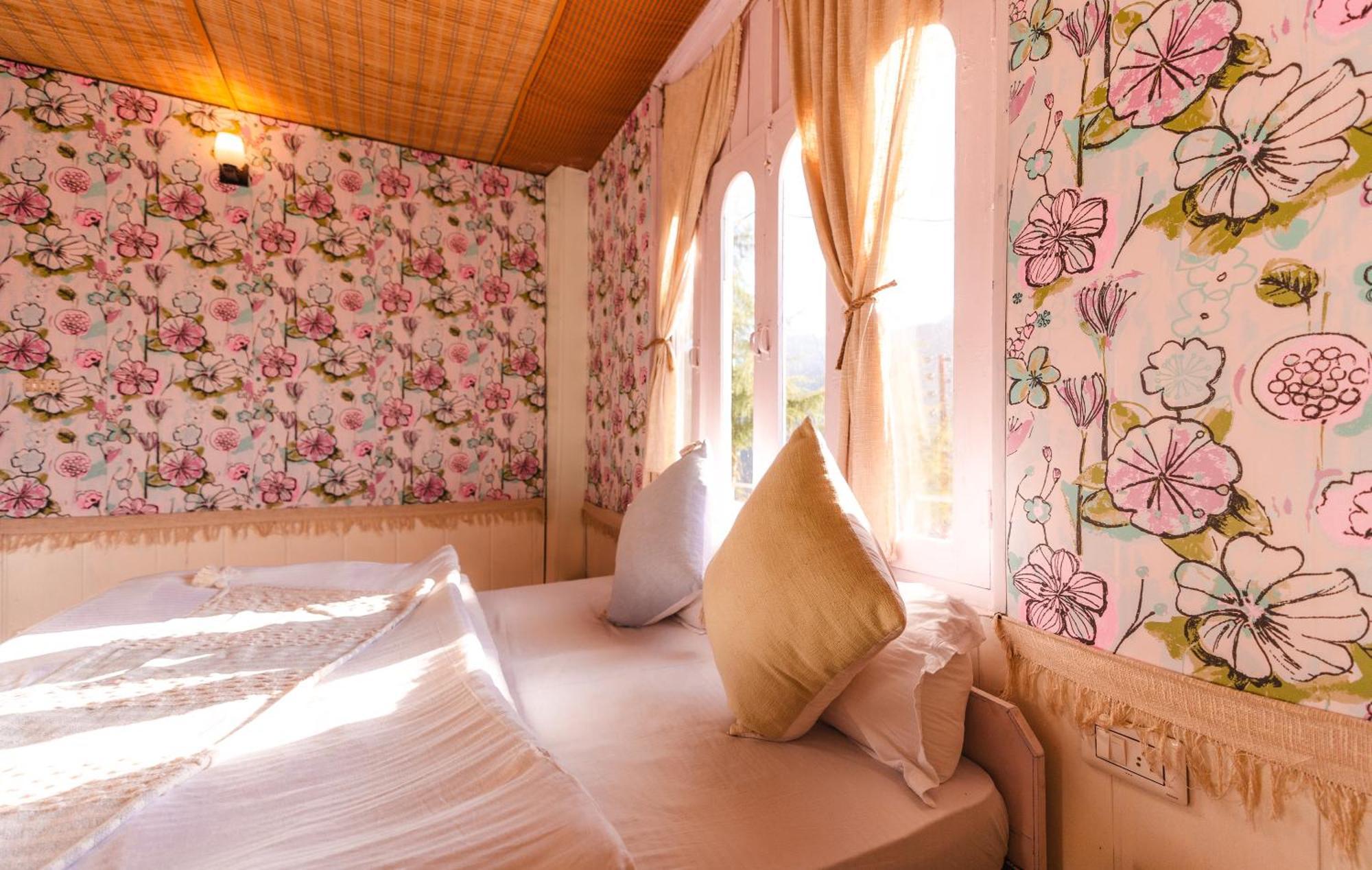 Firgun Chapter Shoja Hostel Екстериор снимка