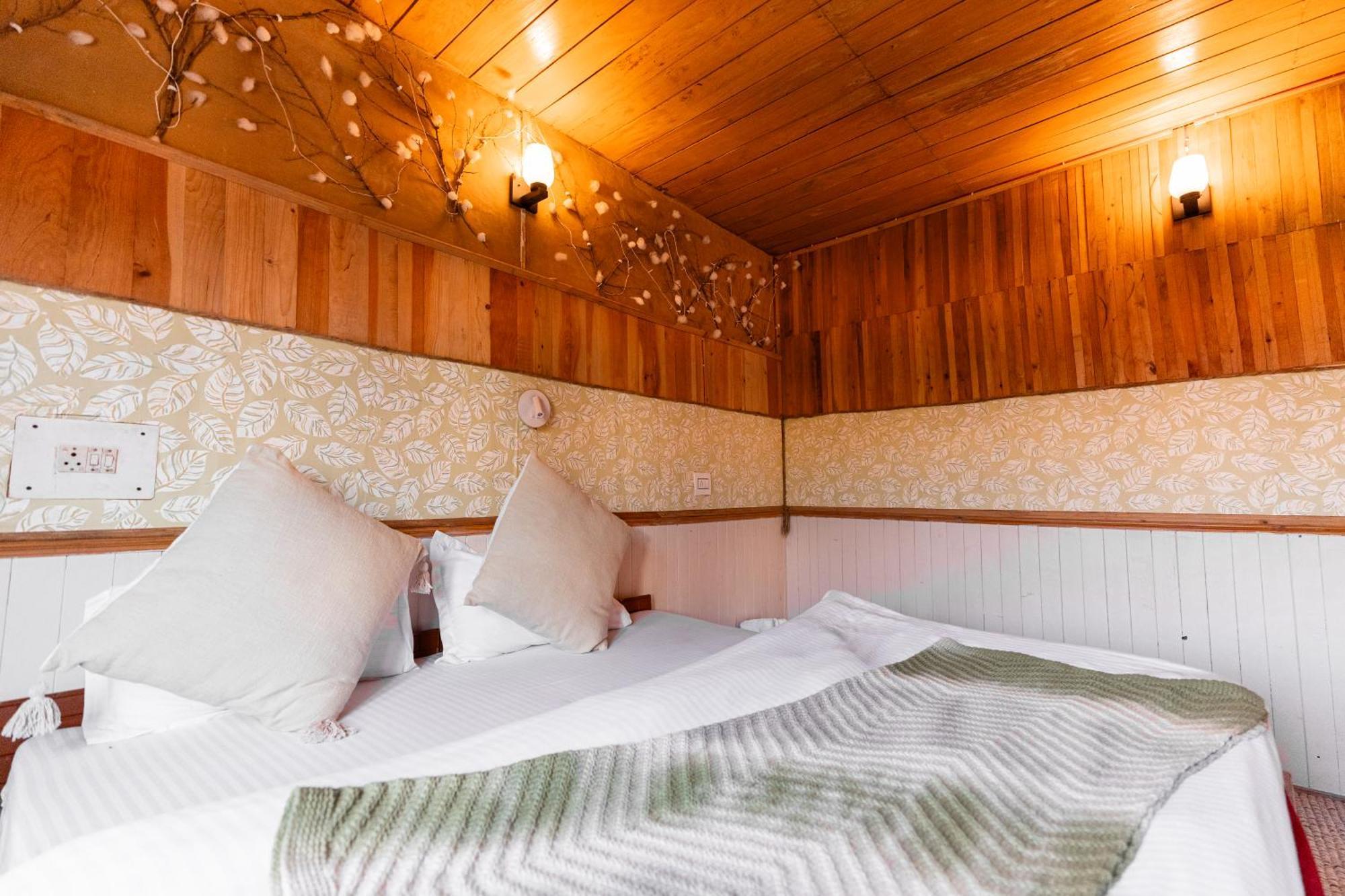 Firgun Chapter Shoja Hostel Екстериор снимка