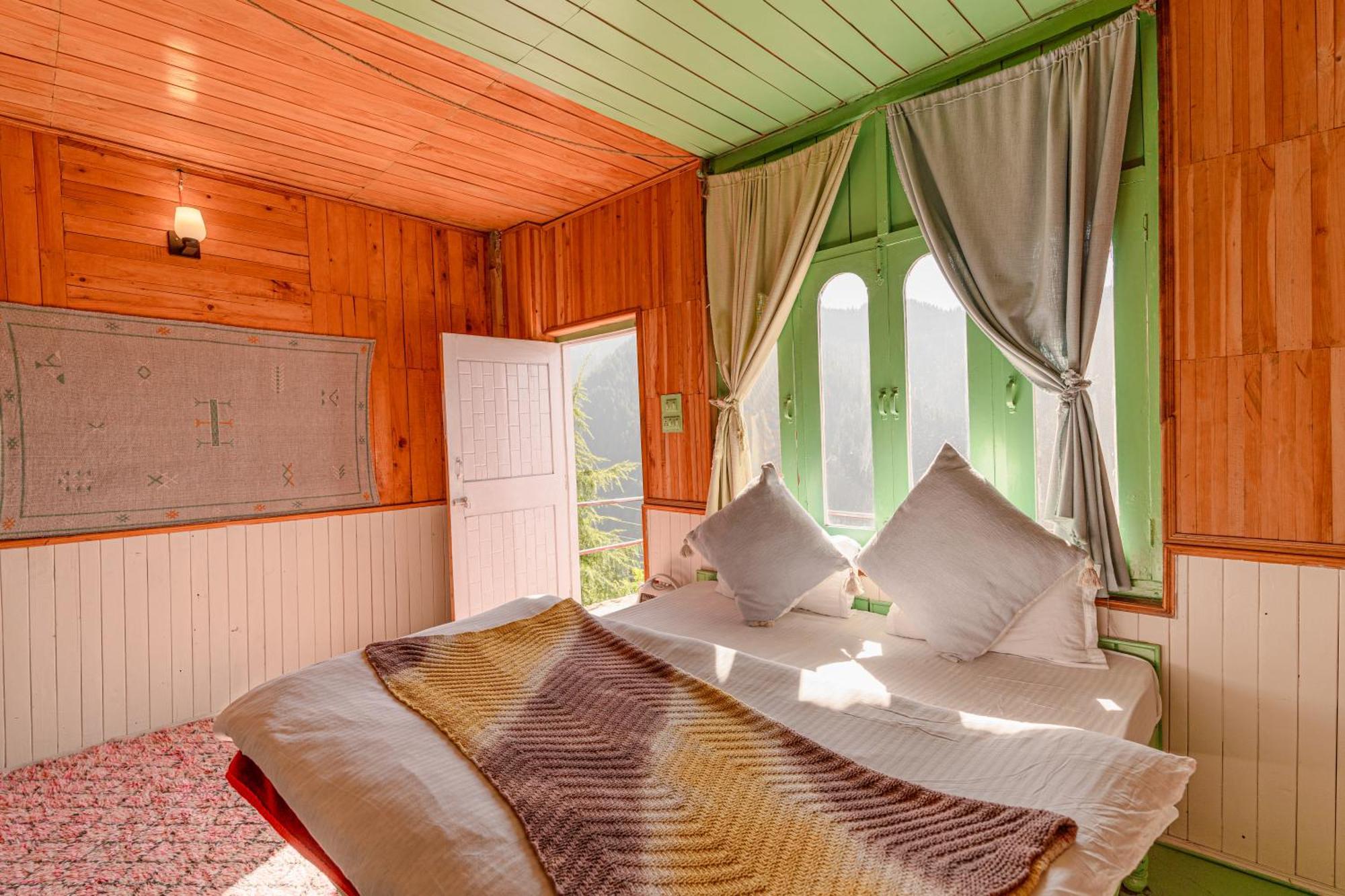 Firgun Chapter Shoja Hostel Екстериор снимка