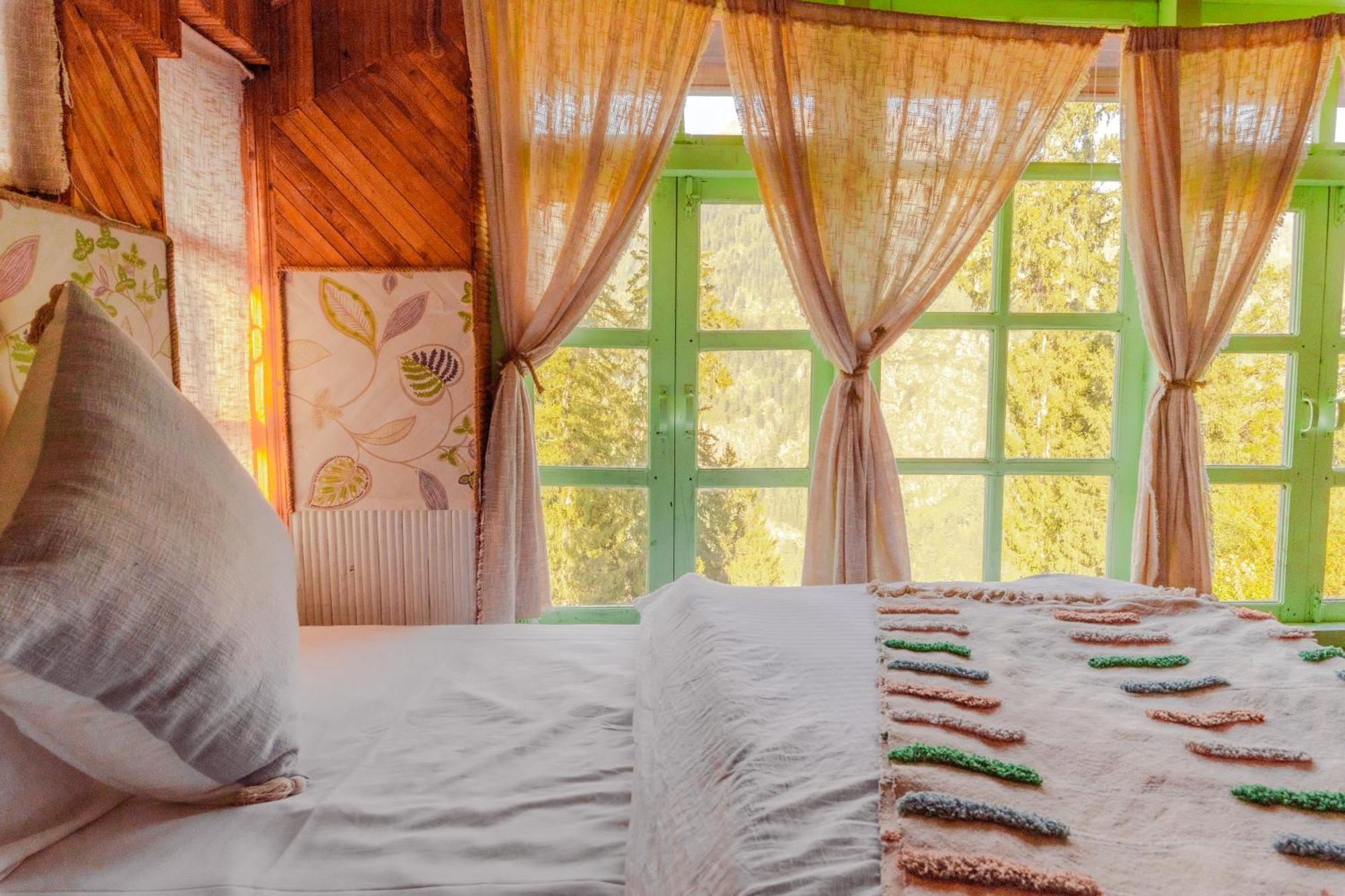 Firgun Chapter Shoja Hostel Екстериор снимка